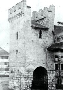 Chüngeli-Turm Südseite