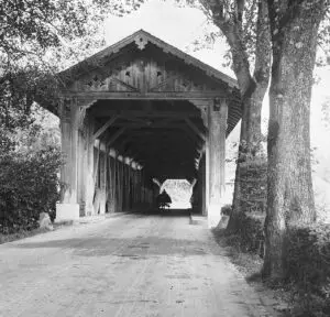 1945: Saanebrücke, erbaut 1851/52
